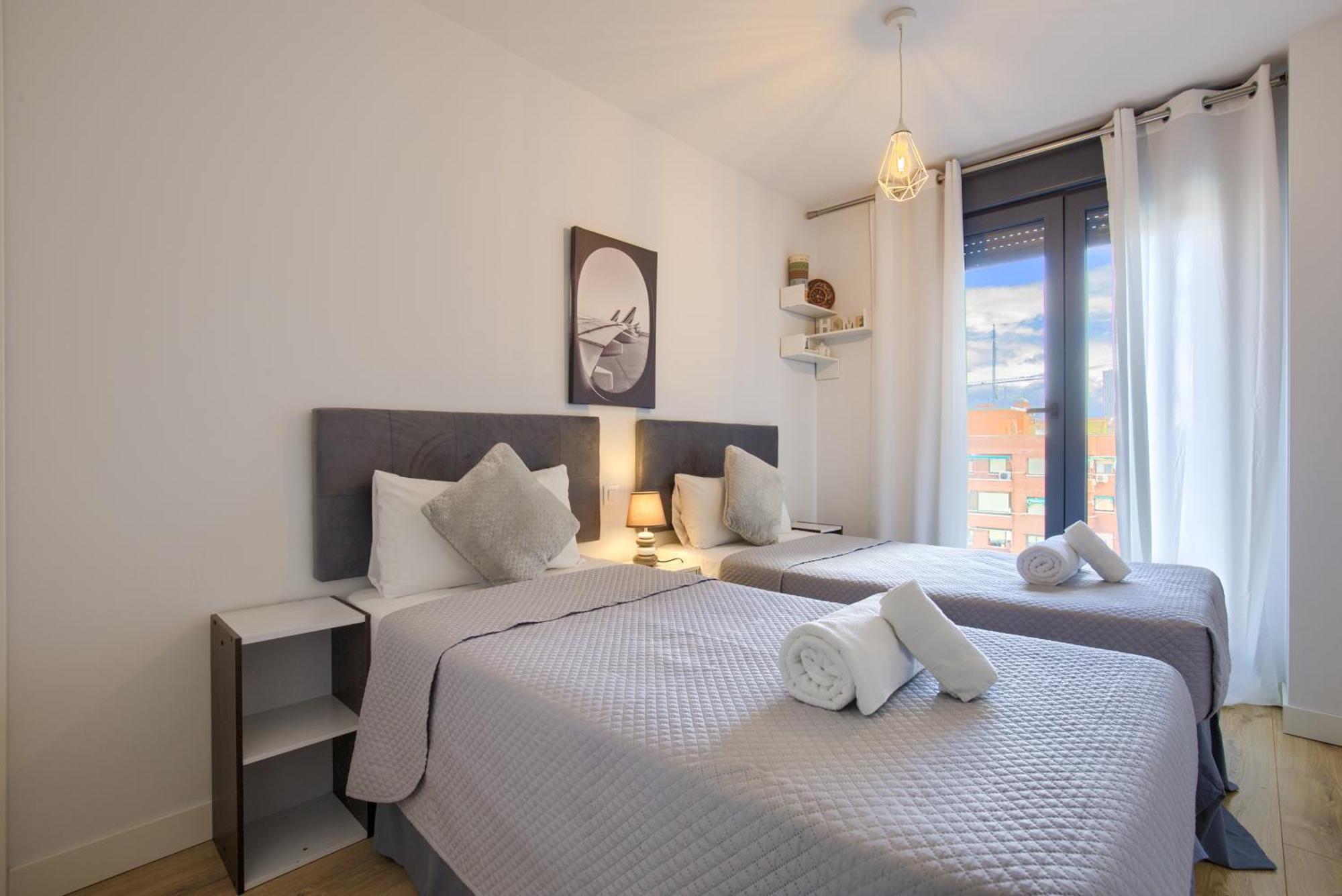 2B2B Deluxe Apartment - Jardines De Cuatro Caminos - Business District - Santiago Bernabeu 马德里 外观 照片